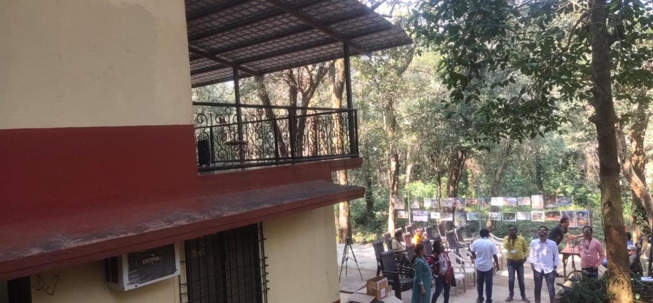 Hotel Hilltone Veg Non Veg Matheran Exterior foto