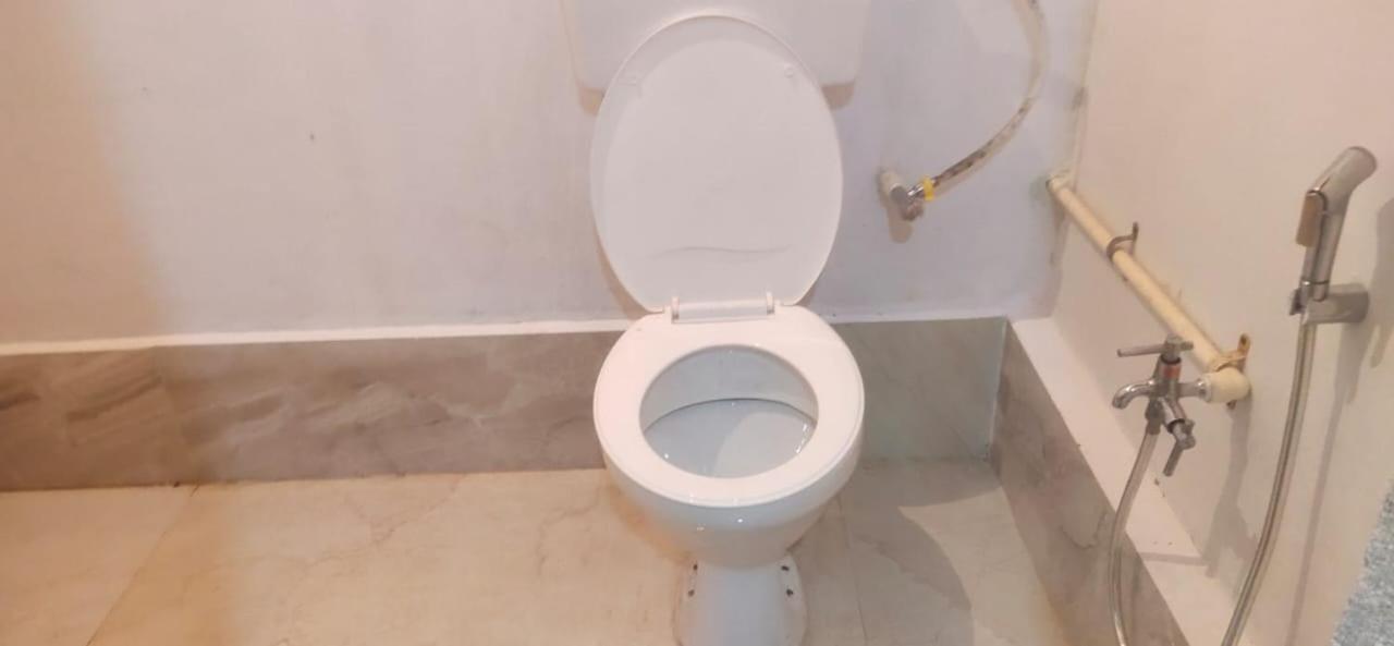 Hotel Hilltone Veg Non Veg Matheran Exterior foto