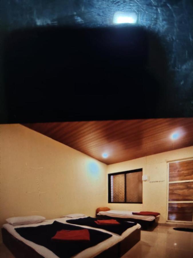 Hotel Hilltone Veg Non Veg Matheran Exterior foto