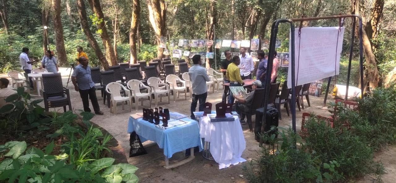 Hotel Hilltone Veg Non Veg Matheran Exterior foto