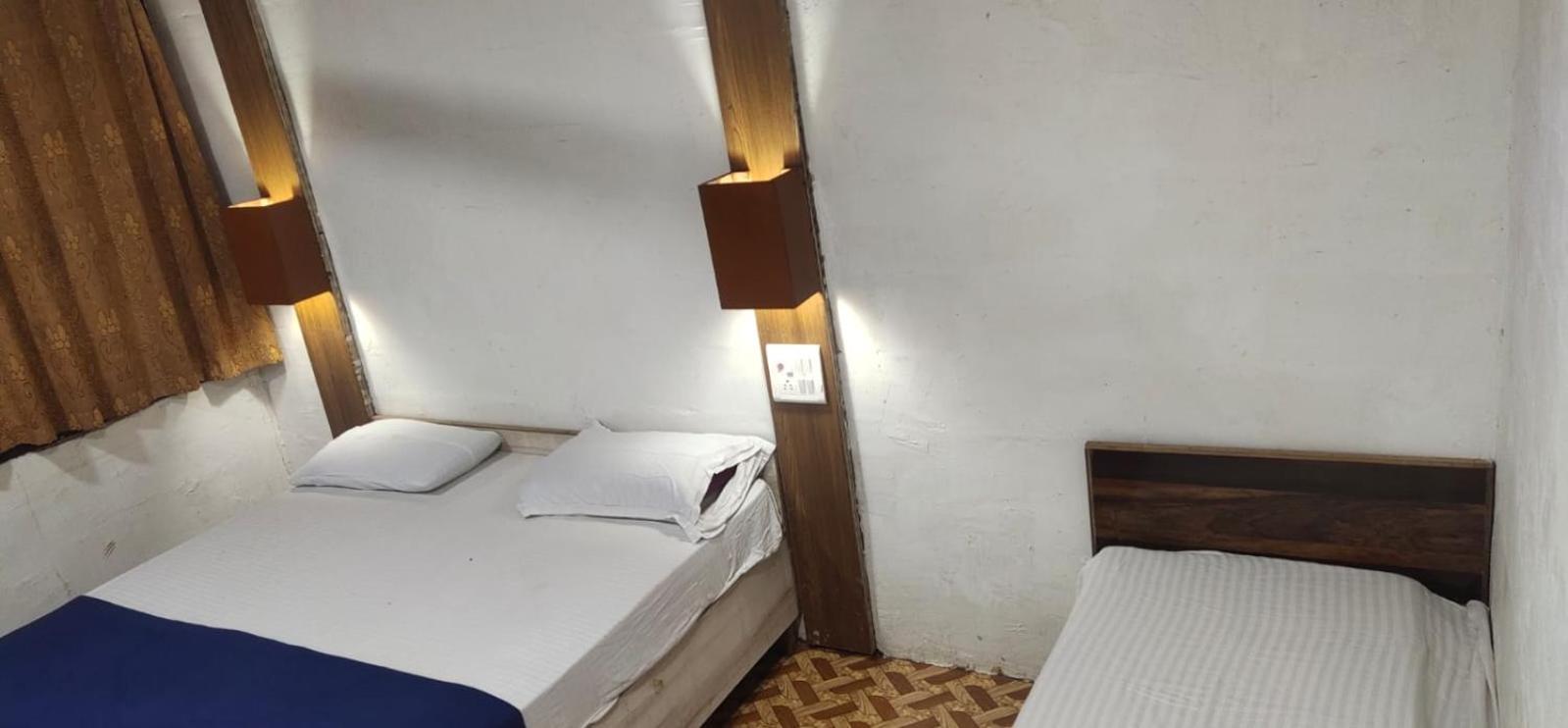 Hotel Hilltone Veg Non Veg Matheran Exterior foto