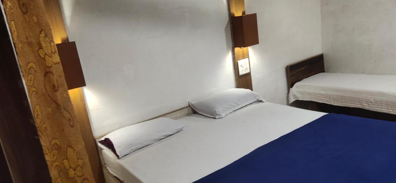Hotel Hilltone Veg Non Veg Matheran Exterior foto